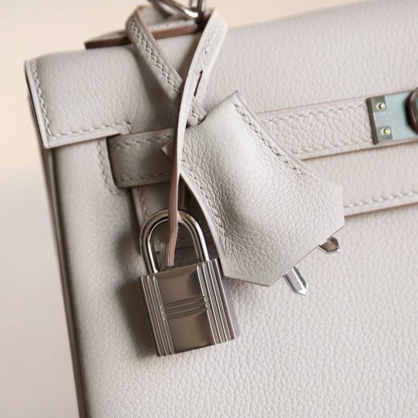 Kelly 25 Pearl Grey Evercolor PHW